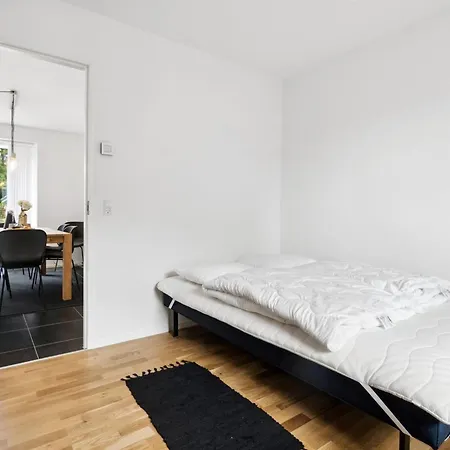 Holiday home Helmi - 1km From The Sea By Interhome Ronne