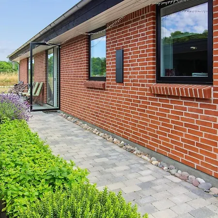 Feriehus Helmi - 1km From The Sea By Interhome *